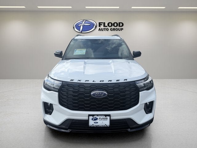 New 2026 Ford Explorer ST-Line w/ ST-Line Street Pack AWD/4WD image 2