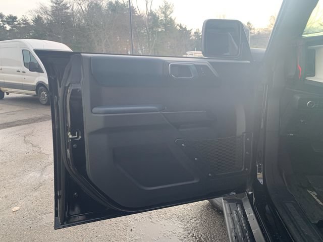 Certified 2025 Ford Bronco Heritage Edition AWD/4WD image 17