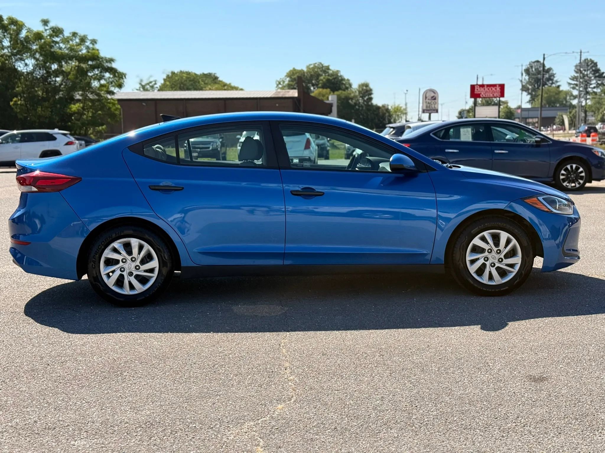 Used 2017 Hyundai Elantra SE FWD image 11