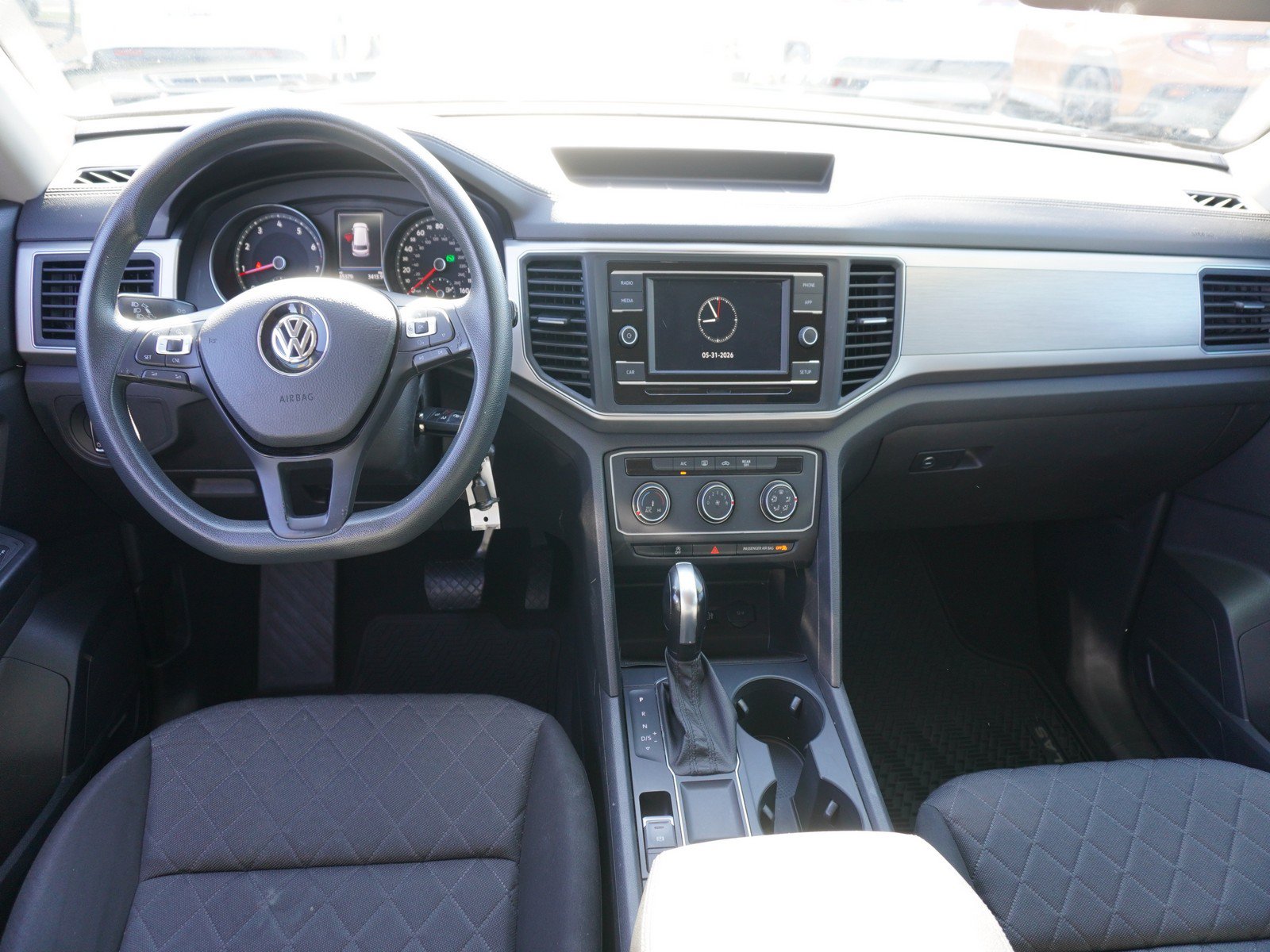 Used 2018 Volkswagen Atlas S FWD image 2