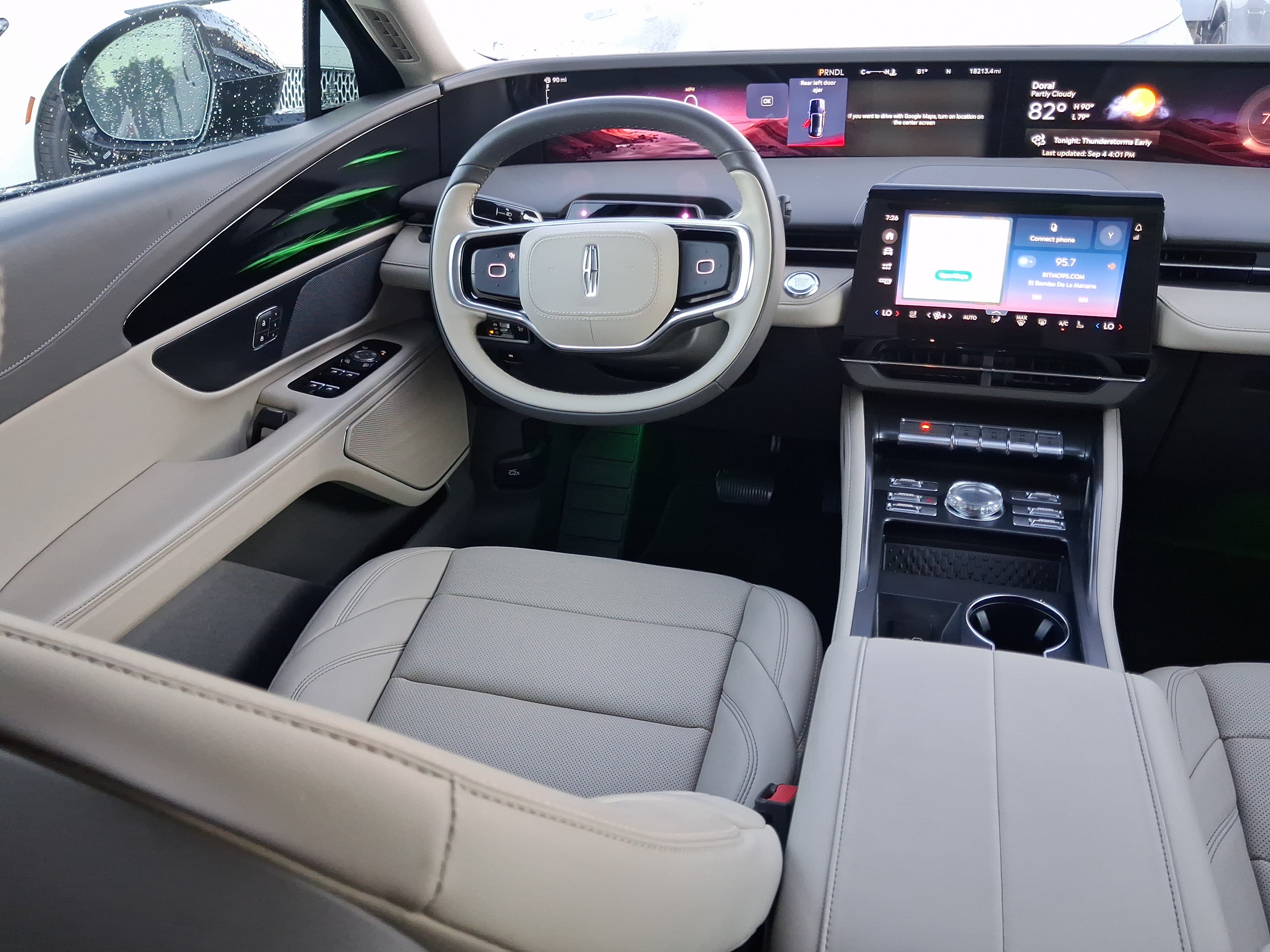 Certified 2025 Lincoln Nautilus Premier AWD/4WD image 8