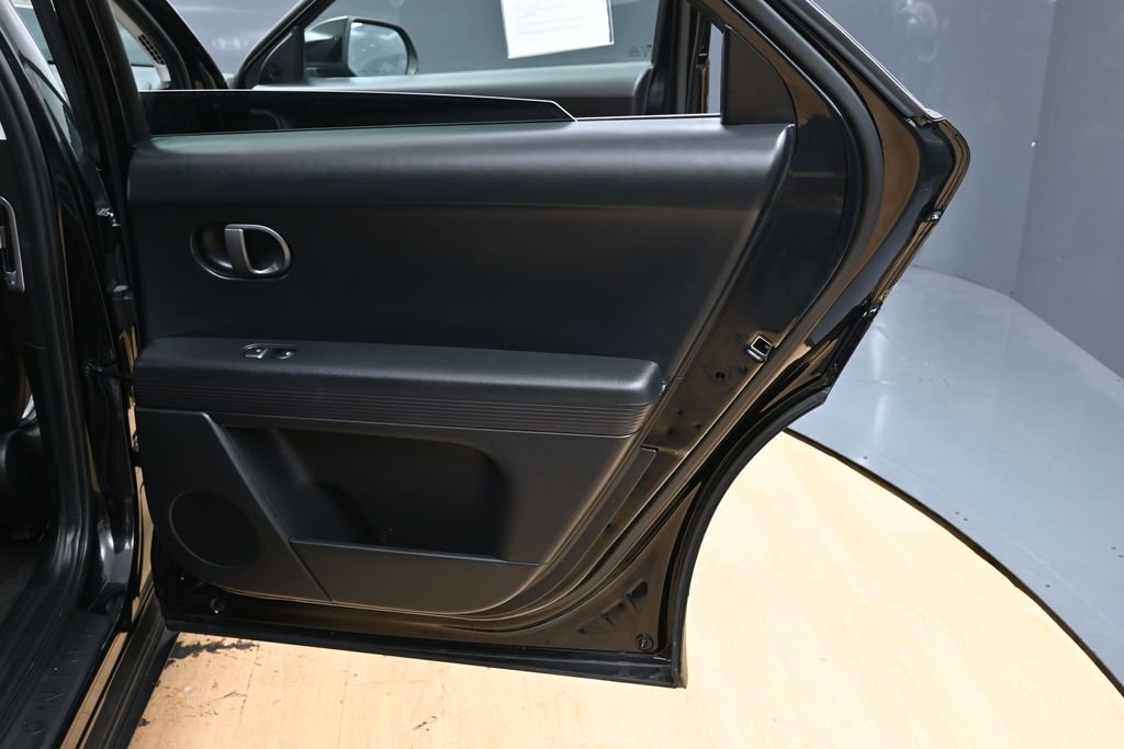Used 2025 Hyundai Ioniq 5 SEL RWD image 39