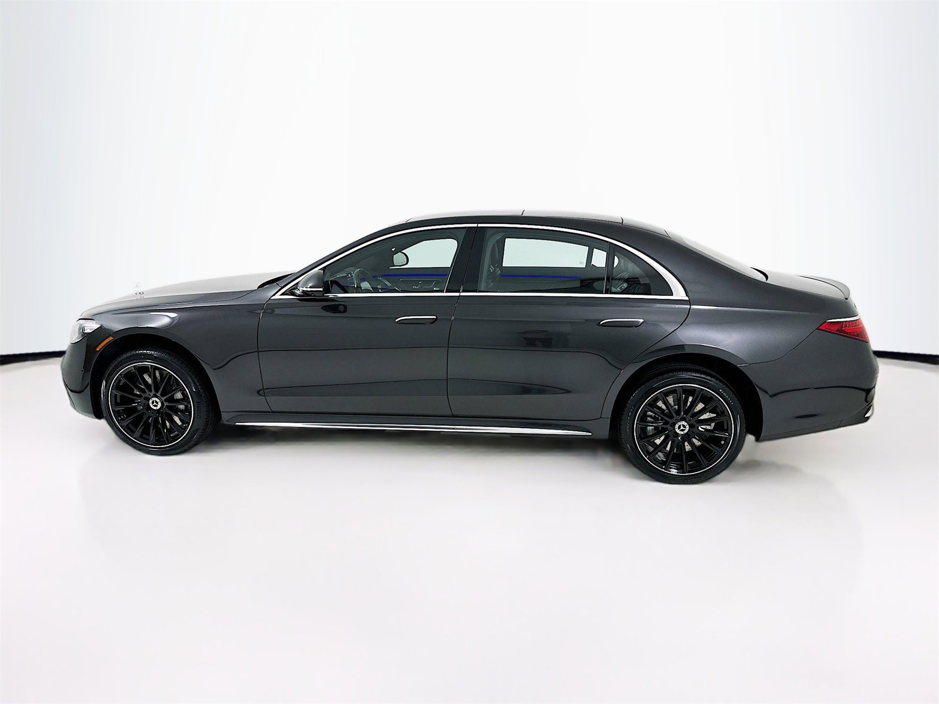 New 2026 Mercedes-Benz S 580 4MATIC Sedan image 5