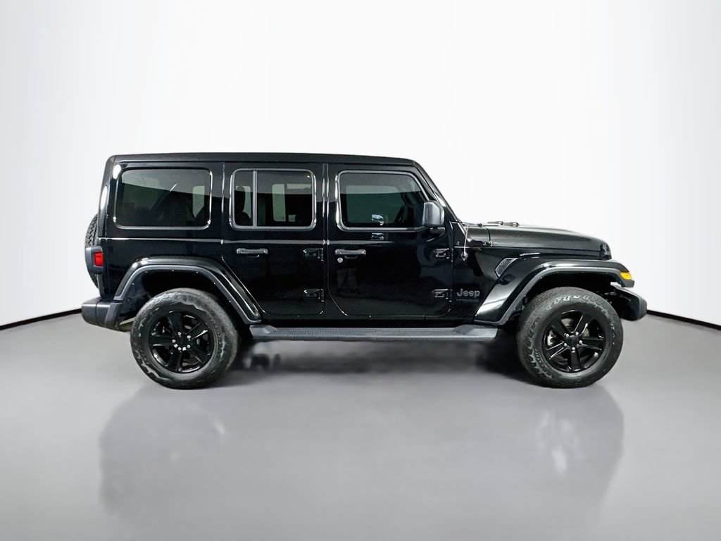 Used 2022 Jeep Wrangler Unlimited Sahara AWD/4WD image 7