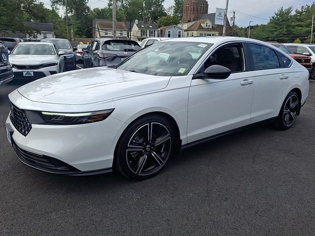 Certified 2025 Honda Accord Sport image 3