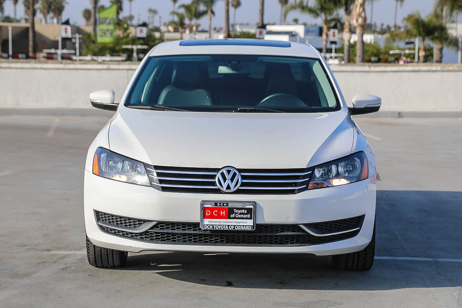 Used 2014 Volkswagen Passat 1.8T SE FWD image 3