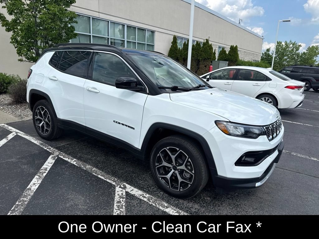 Used 2025 Jeep Compass Limited w/ Sun & Sound Group AWD/4WD image 3
