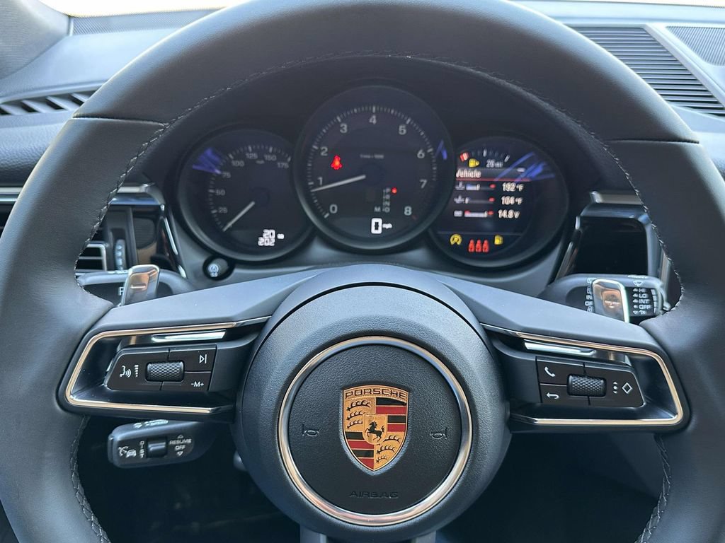 New 2026 Porsche Macan AWD/4WD image 21
