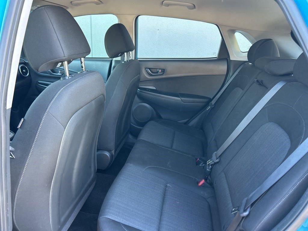 Used 2022 Hyundai Kona SEL image 9