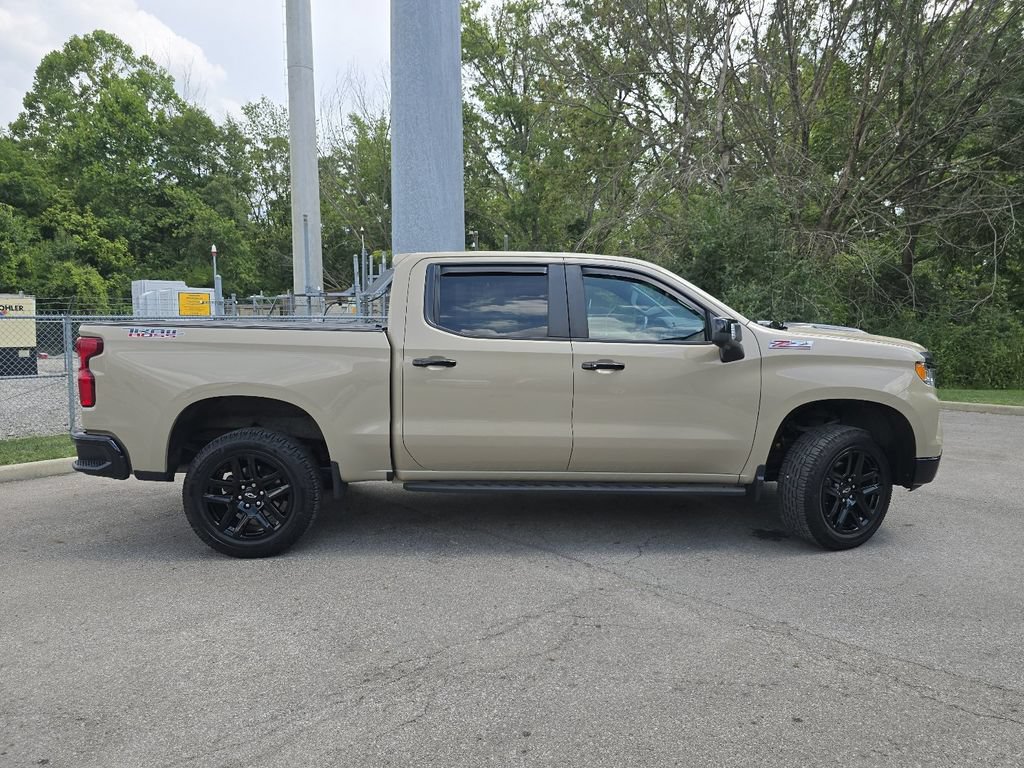 Used 2022 Chevrolet Silverado 1500 LT Trail Boss w/ LT Trail Boss Premium Package AWD/4WD image 15