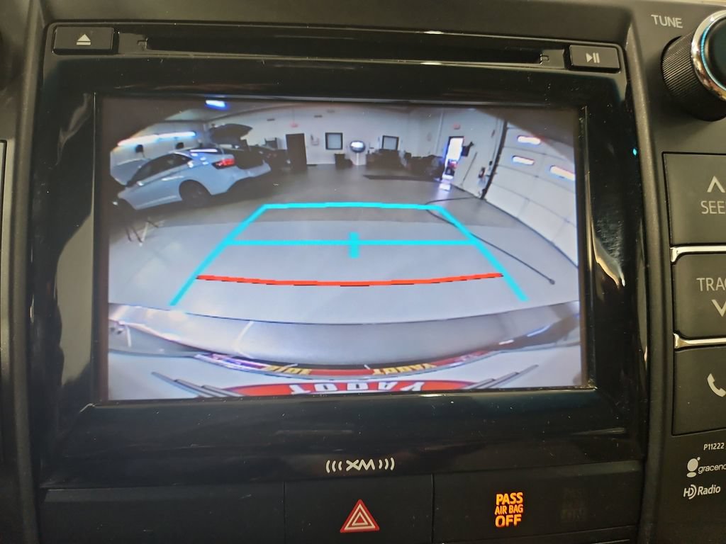 Used 2016 Toyota Camry LE FWD image 20