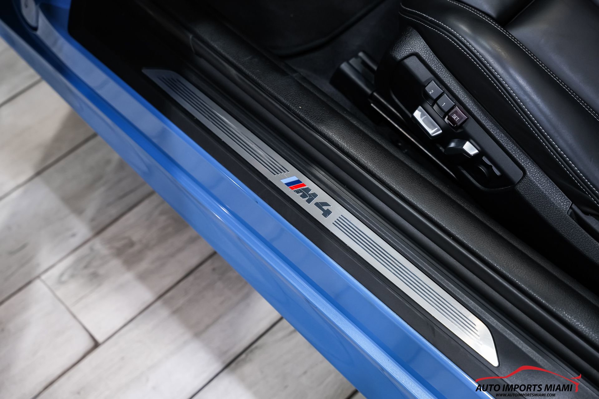 Used 2020 BMW M4 Convertible w/ Competition Package image 53