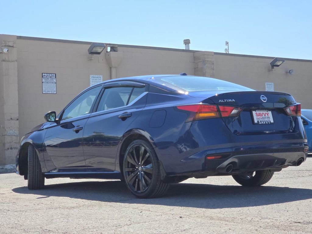 Used 2022 Nissan Altima 2.5 SR FWD image 13