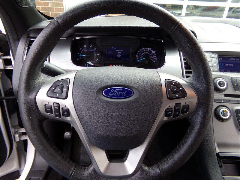 Used 2016 Ford Taurus SEL image 38