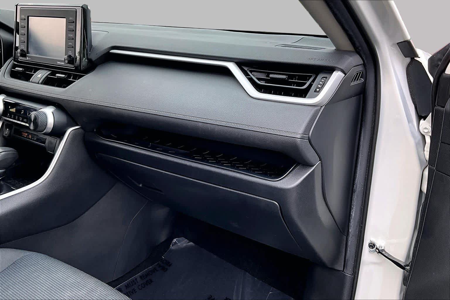Used 2020 Toyota RAV4 LE w/ All Weather Liner Package FWD image 19