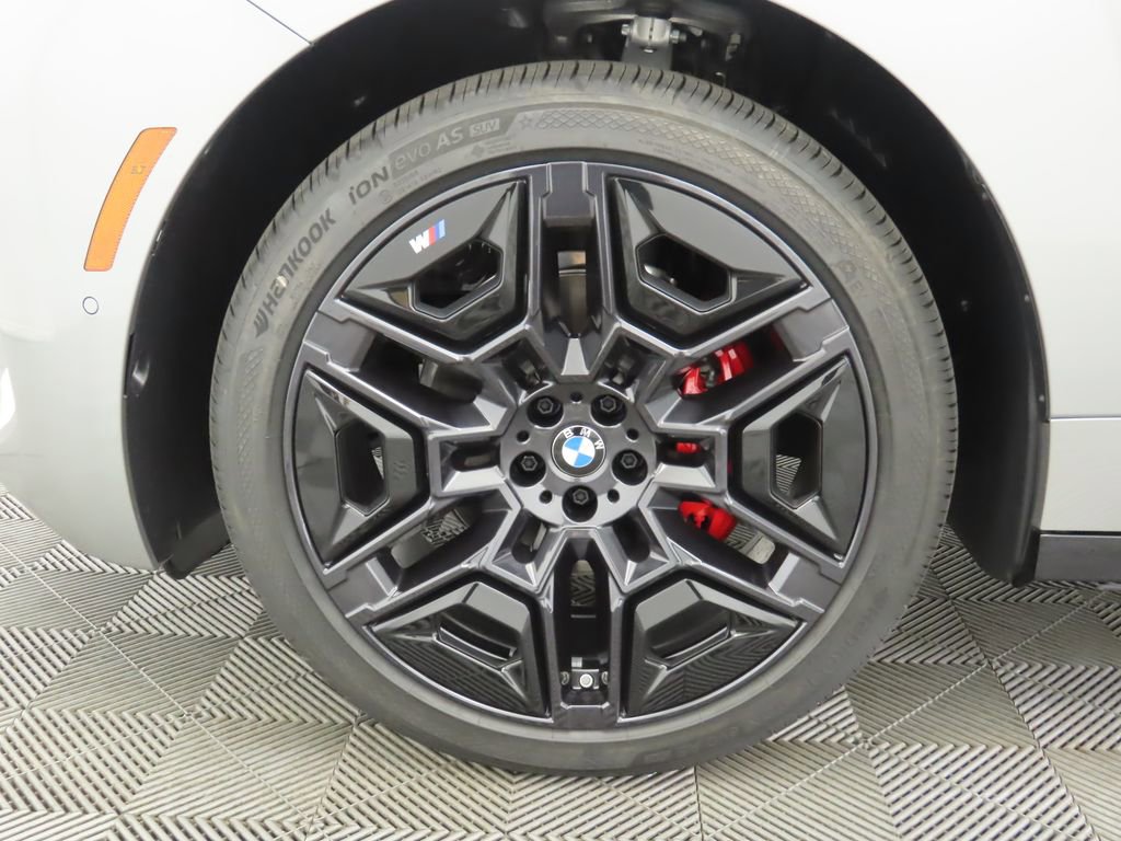 New 2026 BMW iX xDrive45 w/ M Sport Package image 30