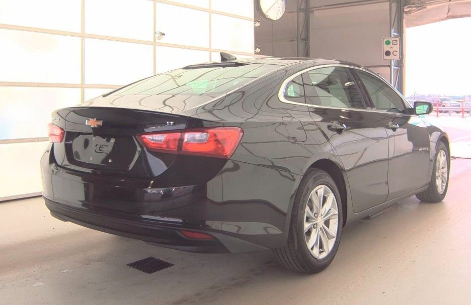 Used 2023 Chevrolet Malibu LT image 4