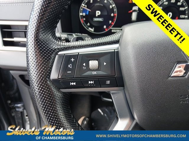 Used 2023 Mitsubishi Outlander SE Black Edition image 32