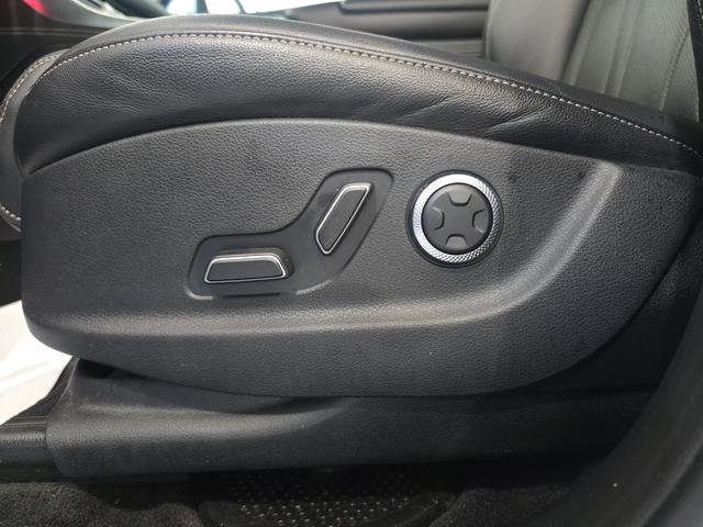 Used 2023 Genesis GV80 2.5T w/ Winter Weather Package image 13