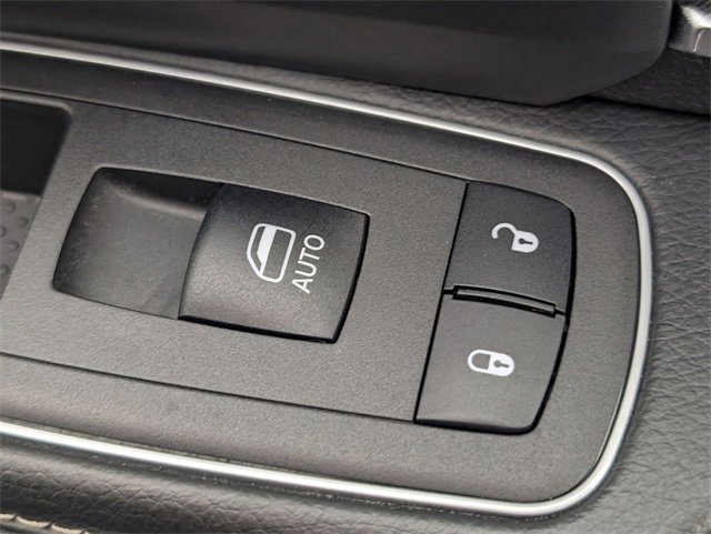 Used 2023 RAM 3500 Laramie image 35