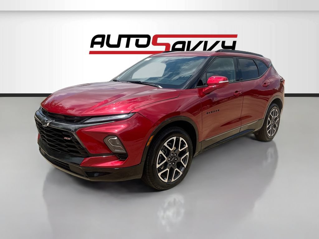 Used 2025 Chevrolet Blazer RS w/ Driver Confidence II Package FWD image 3