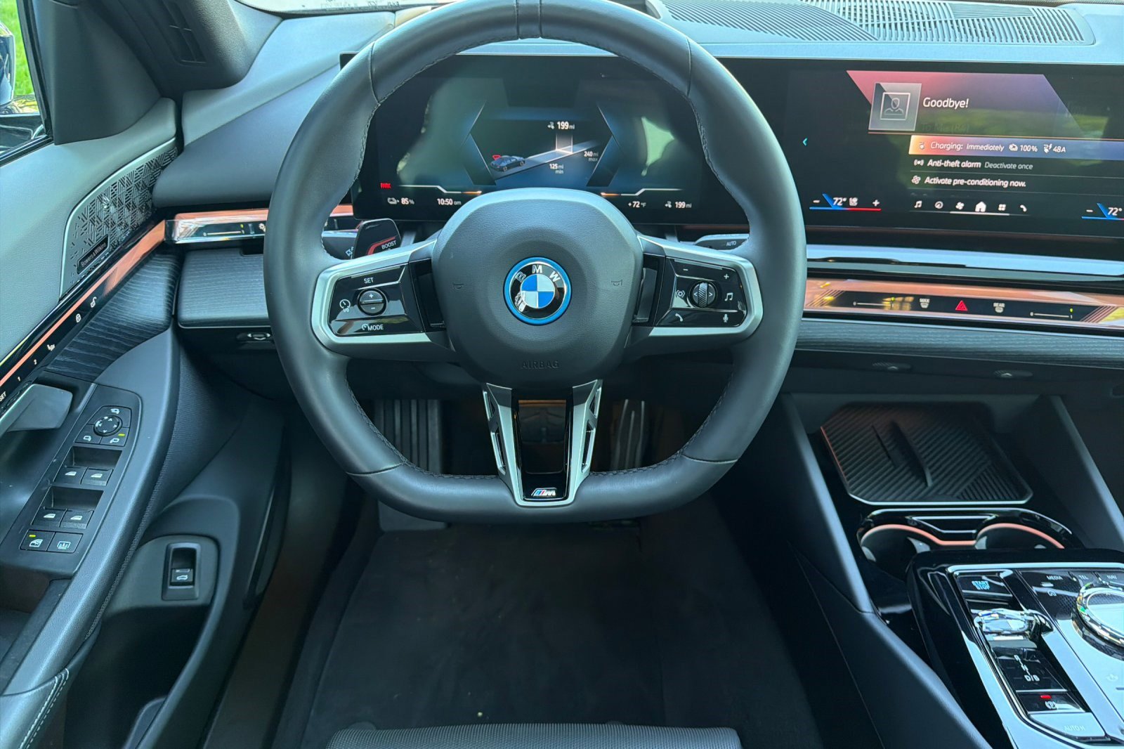 Used 2025 BMW i5 xDrive40 w/ Executive Package image 18