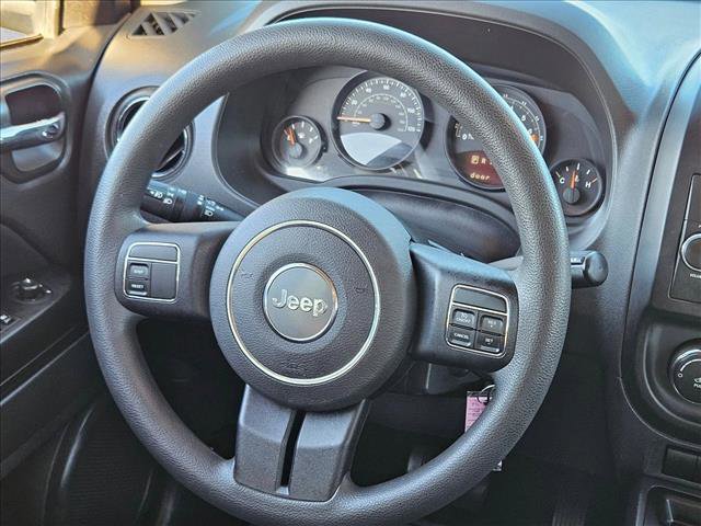 Used 2014 Jeep Compass Sport w/ Power Value Group AWD/4WD image 13