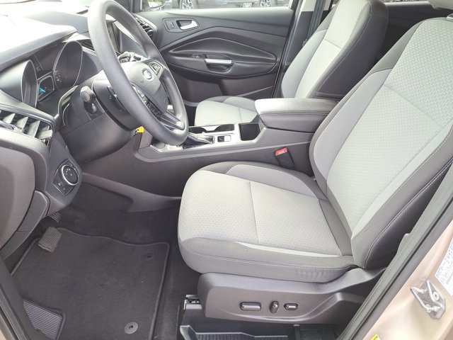 Certified 2017 Ford Escape SE w/ Equipment Group 201A image 17