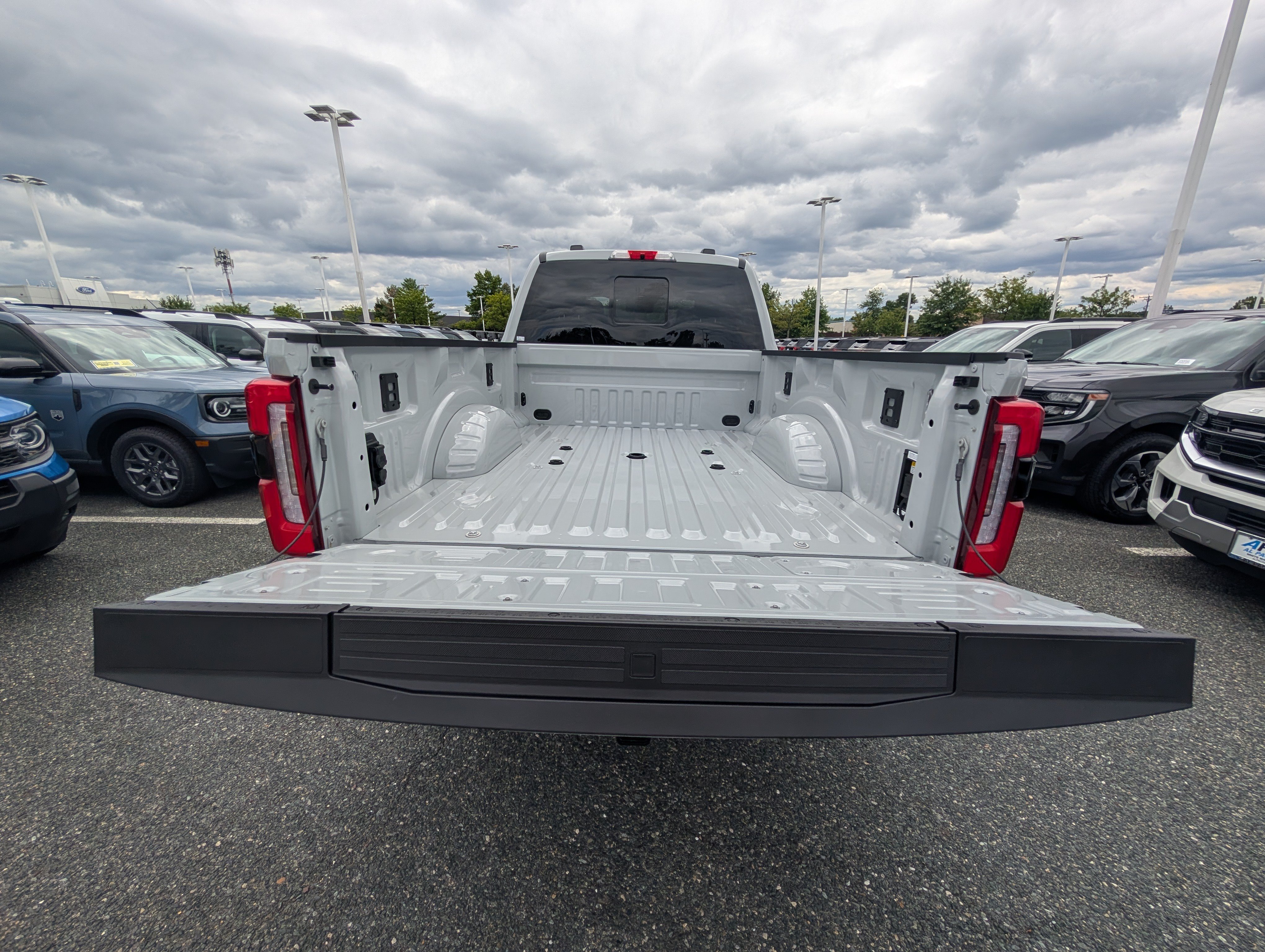 New 2026 Ford F250 Platinum AWD/4WD image 8