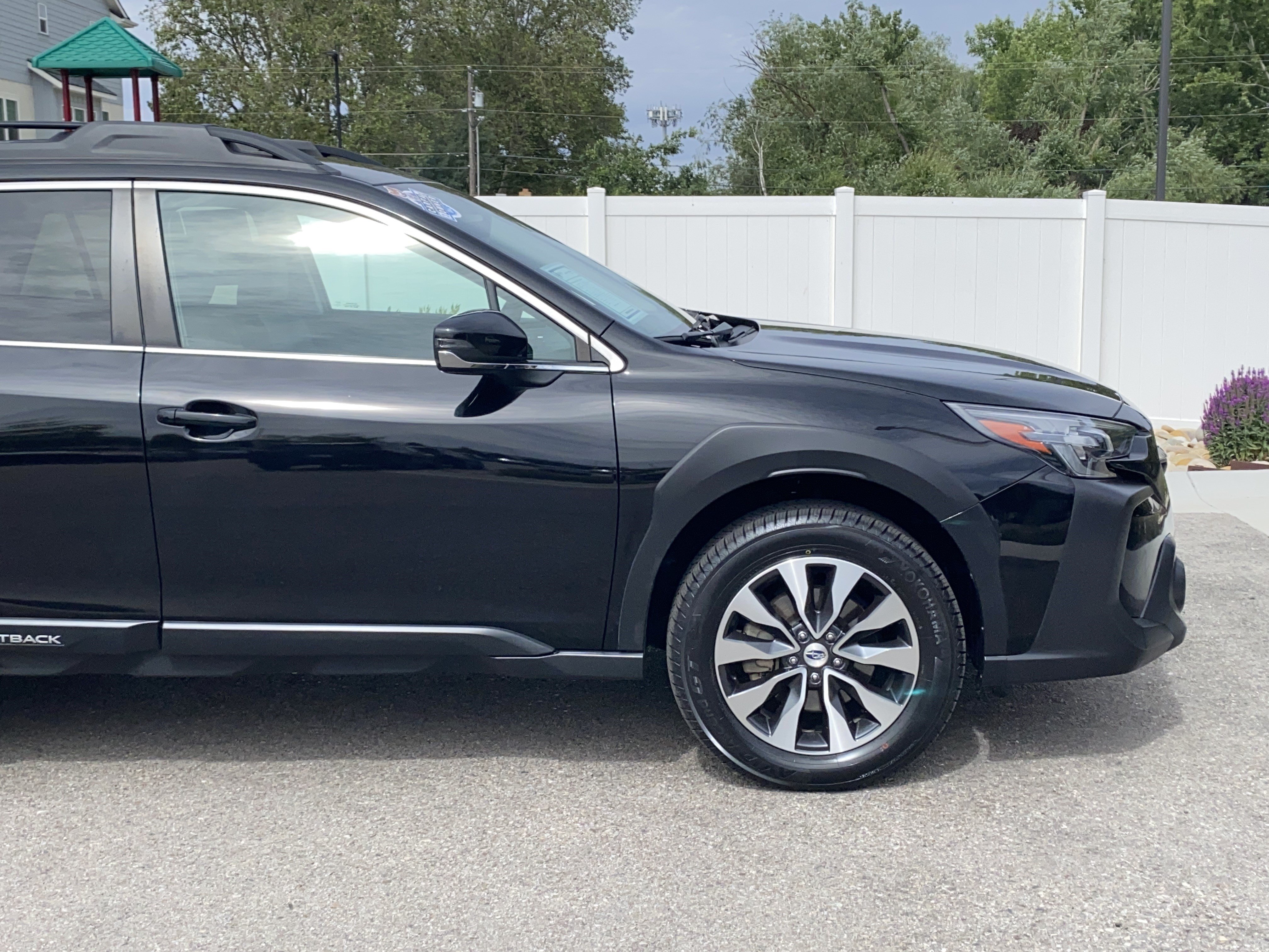 Certified 2024 Subaru Outback Limited AWD/4WD image 8