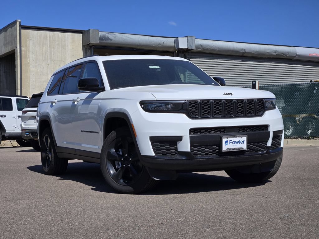 New 2025 Jeep Grand Cherokee L Laredo AWD/4WD image 1