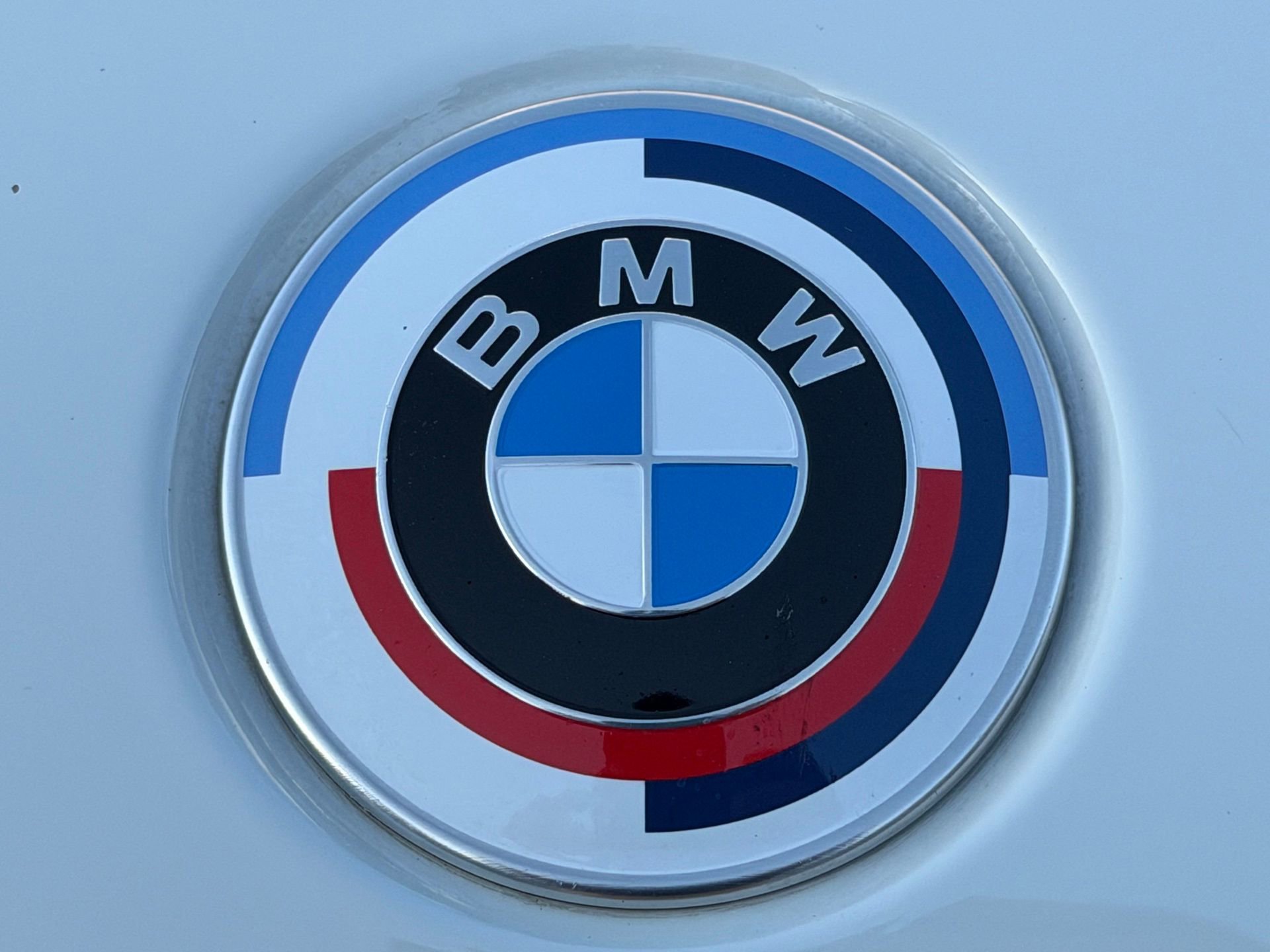 Used 2022 BMW X5 M50i w/ Premium Package image 34
