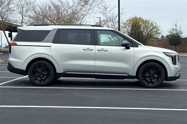 New 2026 Kia Carnival SX w/ SX Dark Edition Package image 3