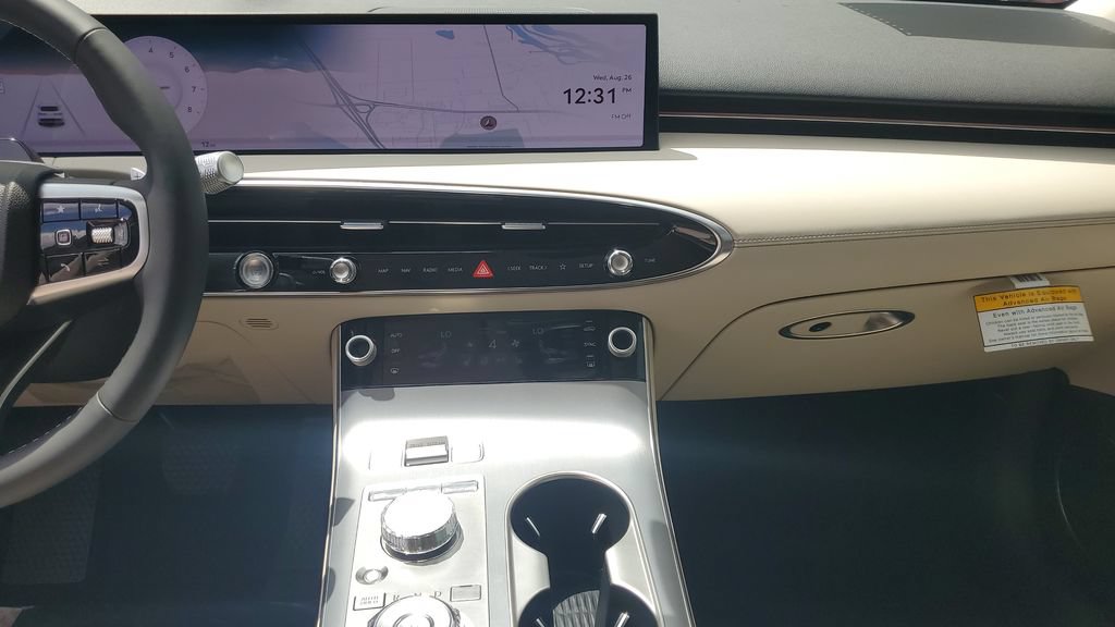 New 2027 Genesis GV70 2.5T Select AWD/4WD image 15