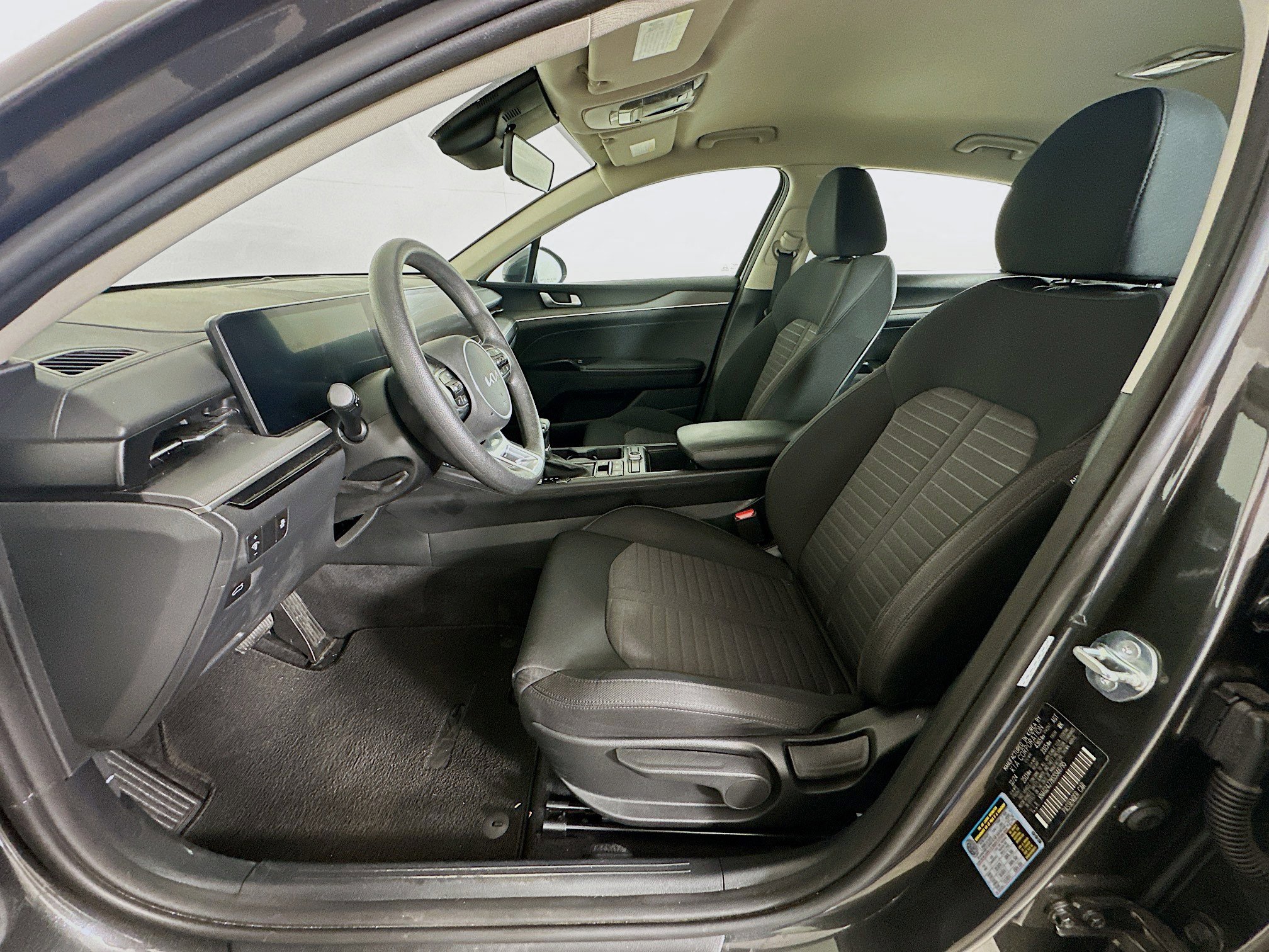 Used 2025 Kia K5 LXS image 13