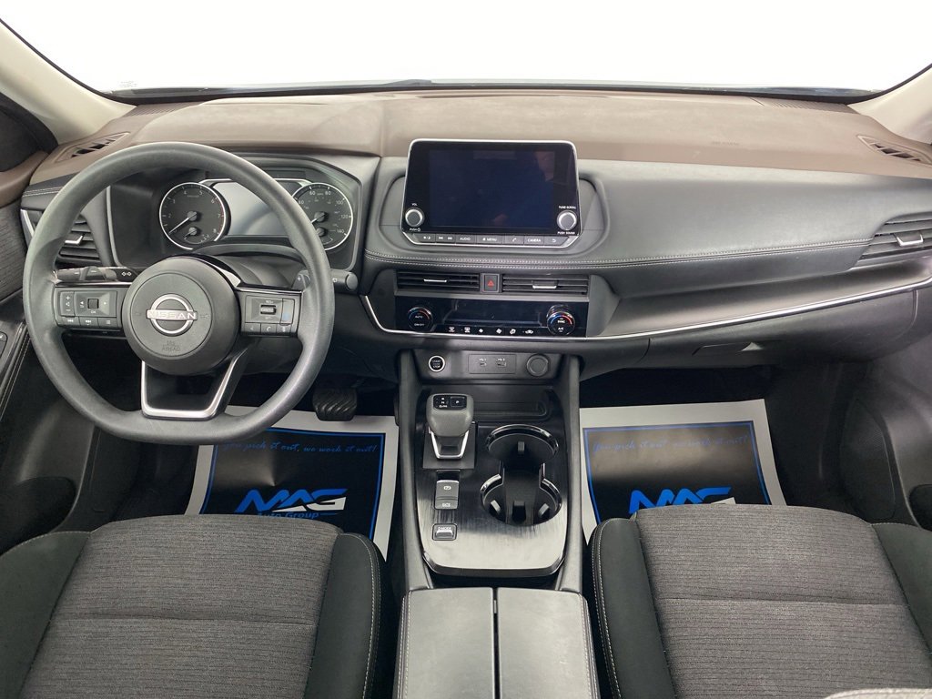 Used 2023 Nissan Rogue S image 31