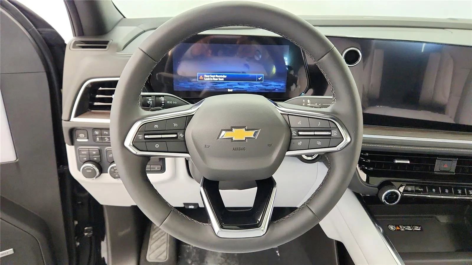 New 2026 Chevrolet Suburban Premier image 35