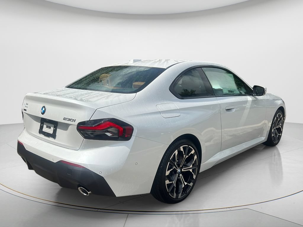 New 2026 BMW 230i xDrive Coupe w/ Convenience Package AWD/4WD image 5