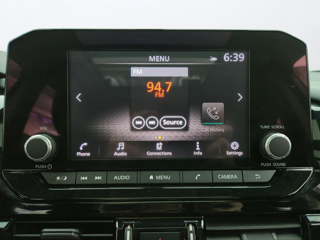 Used 2022 Nissan Pathfinder SV w/ SV Premium Package AWD/4WD image 16