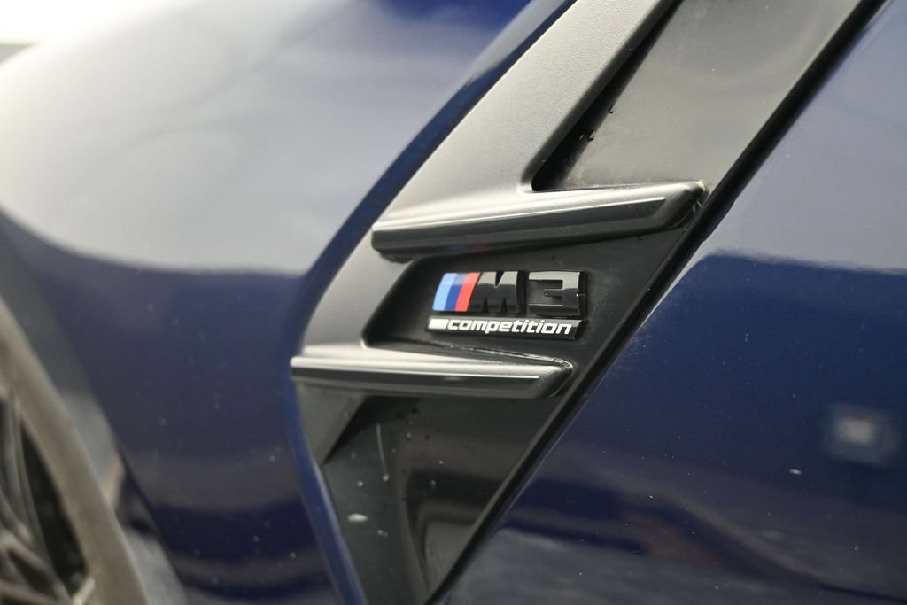Used 2022 BMW M3 Competition w/ M Carbon Exterior Package AWD/4WD image 10