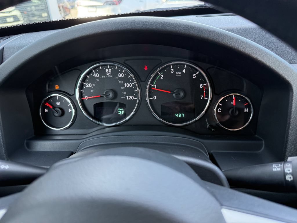 Used 2012 Jeep Liberty Limited Jet w/ Comfort/Convenience Group AWD/4WD image 17