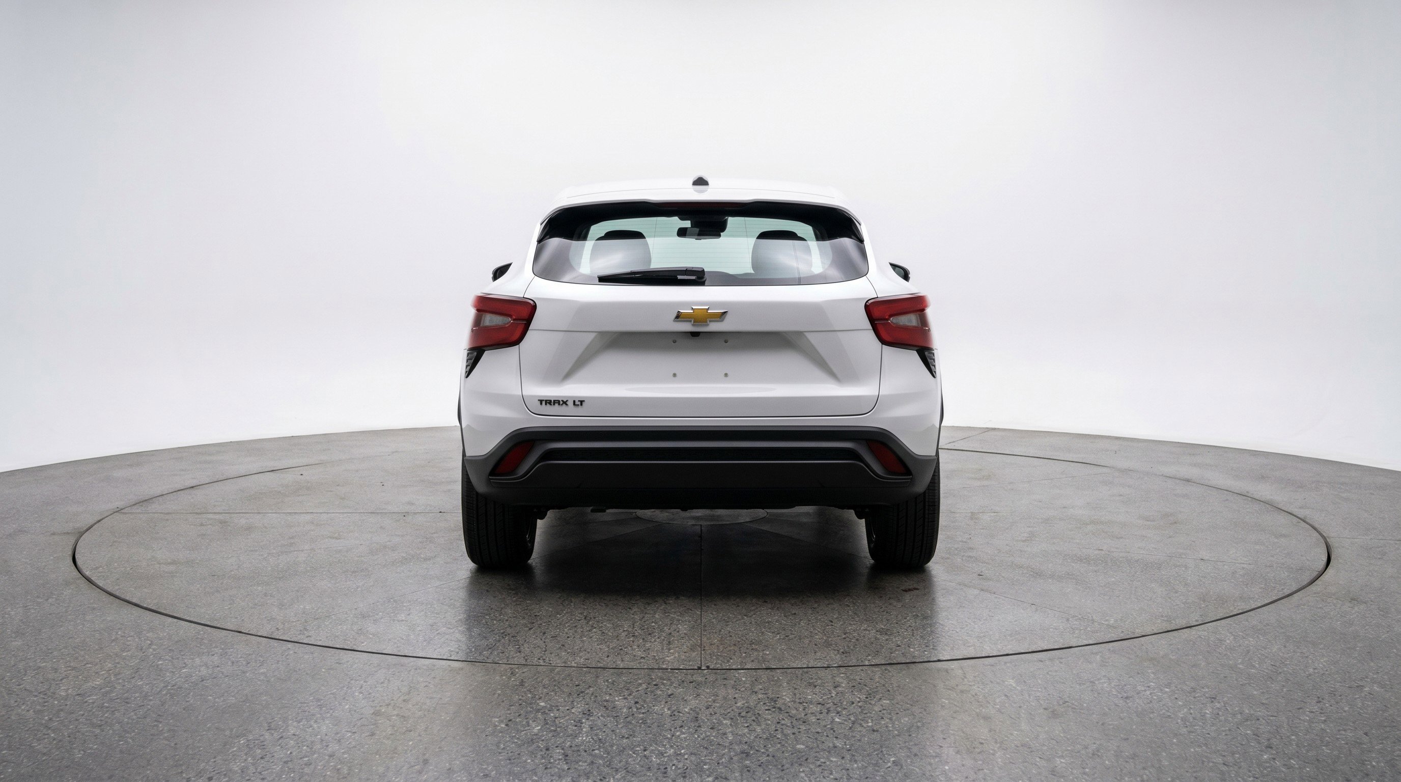 Used 2025 Chevrolet Trax LT FWD image 7