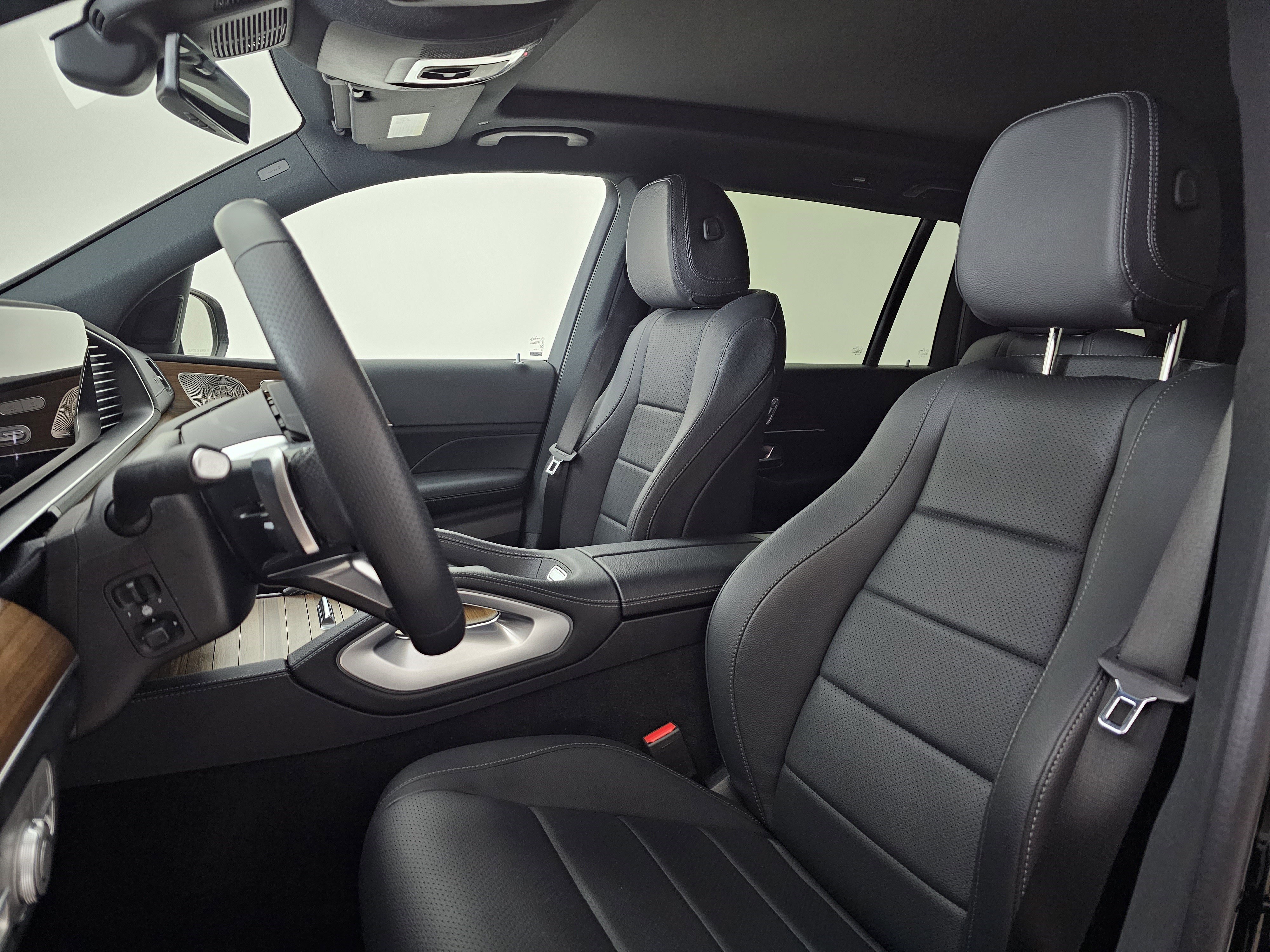 Certified 2024 Mercedes-Benz GLS 450 4MATIC image 9