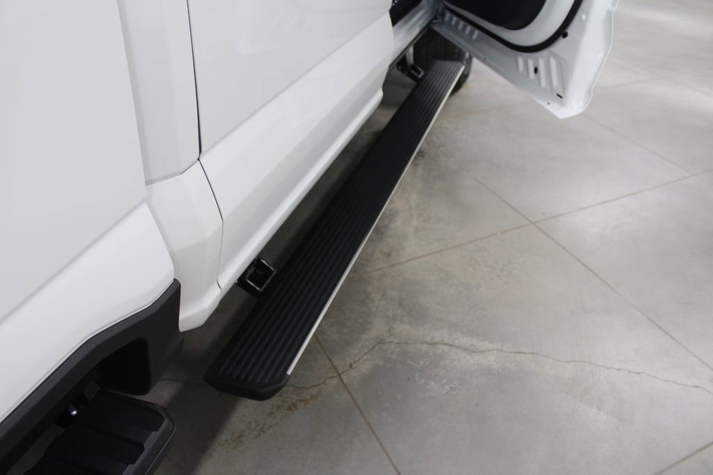 New 2026 Ford F250 Platinum image 12
