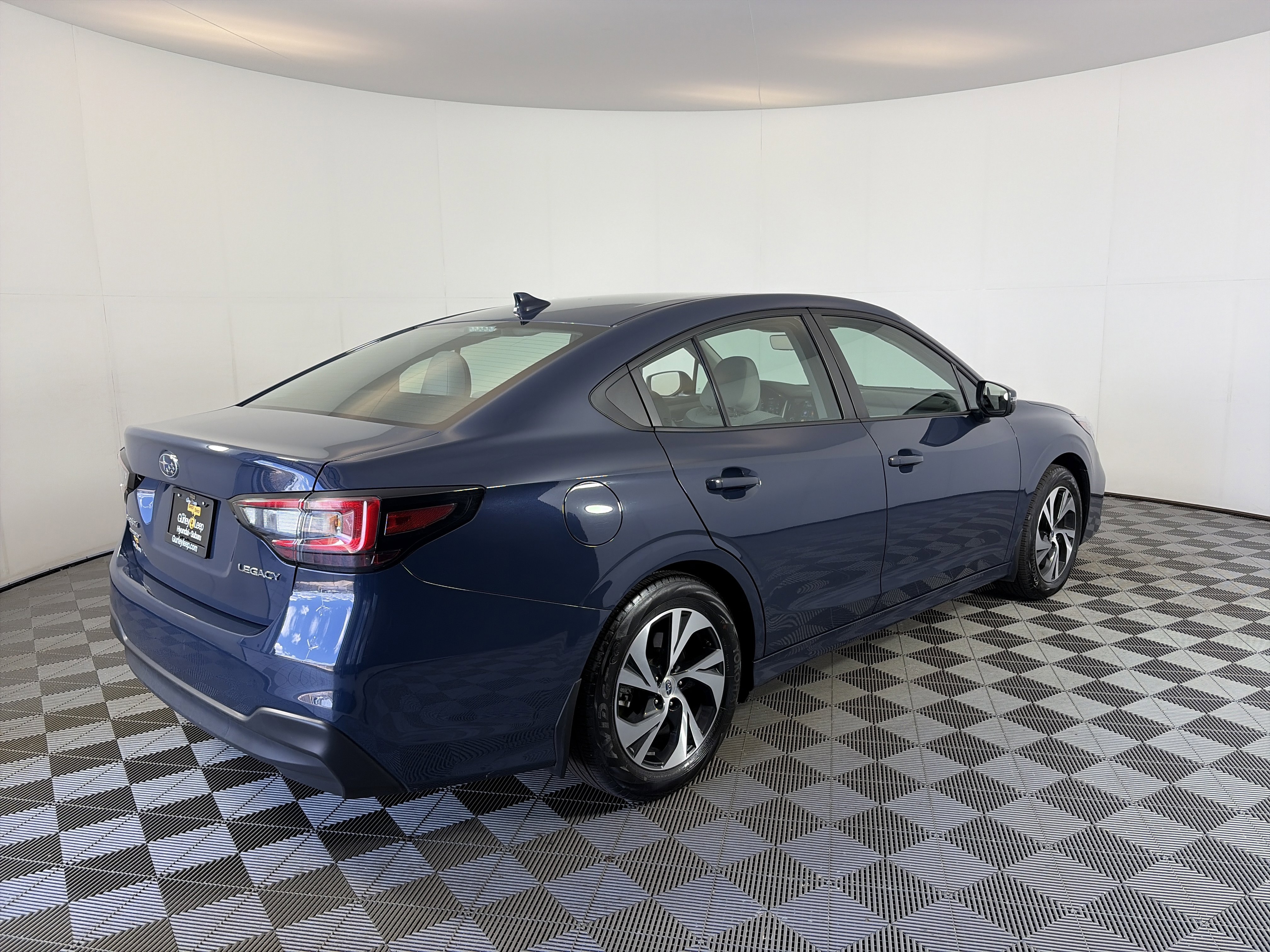 Used 2025 Subaru Legacy Premium w/ Popular Package #1A image 6