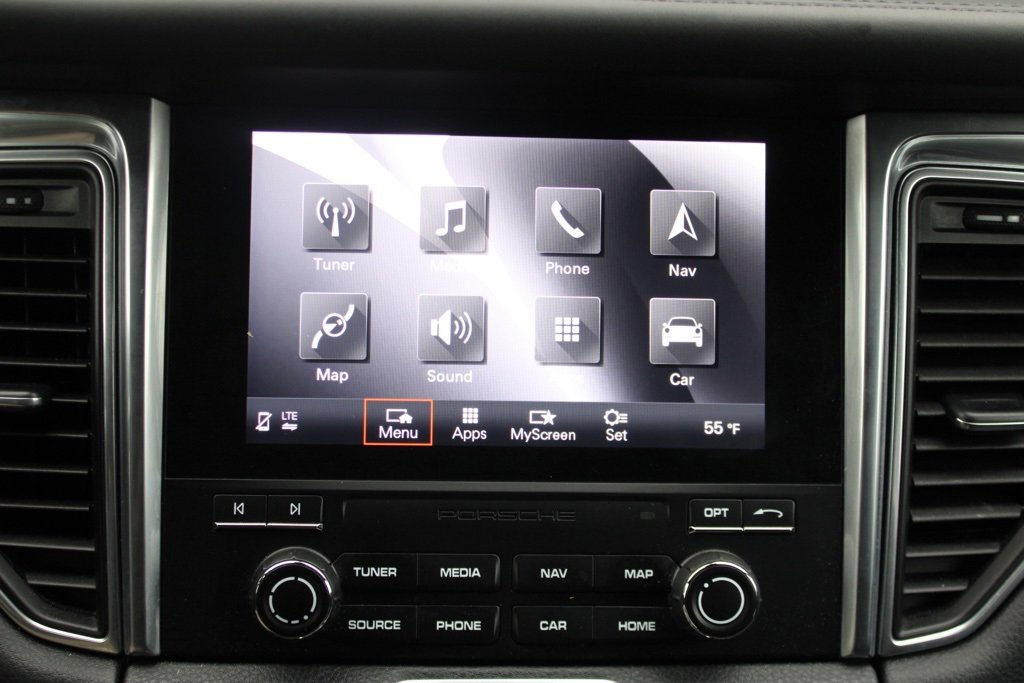 Certified 2017 Porsche Macan GTS image 28