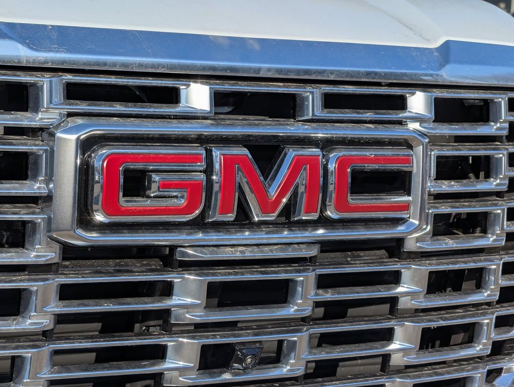 New 2026 GMC Yukon XL Denali w/ Sun & Power Step Package image 17
