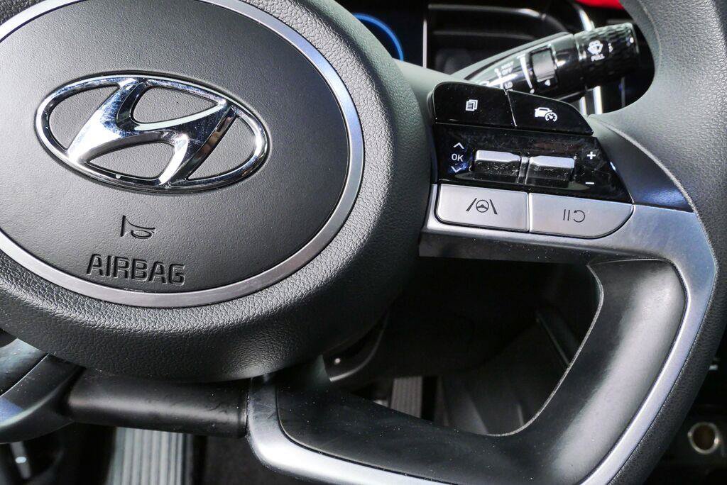 Used 2024 Hyundai Santa Cruz SEL w/ Activity Package FWD image 10