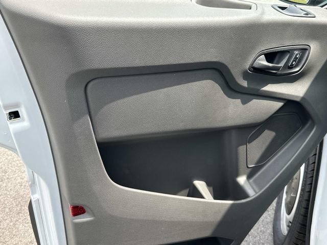 New 2026 Ford Transit 250 148 Medium Roof RWD image 19