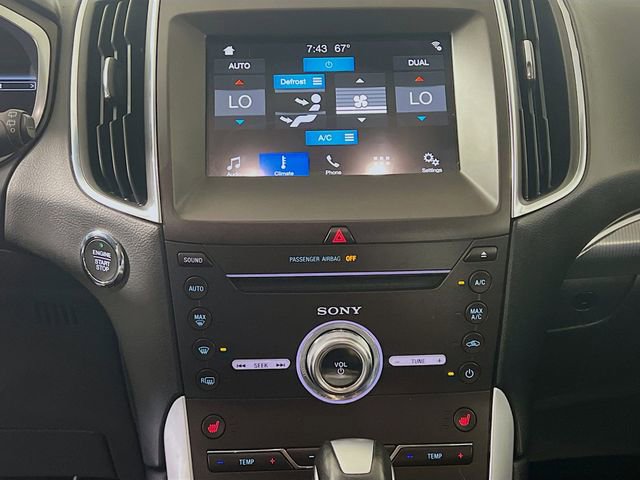 Used 2018 Ford Edge Titanium image 23
